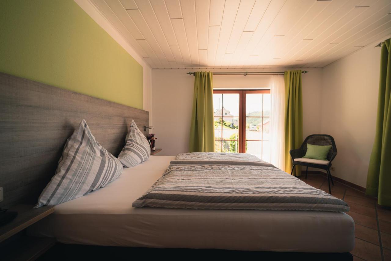 Urlaubsweingut Zecherhof Neef ภายนอก รูปภาพ